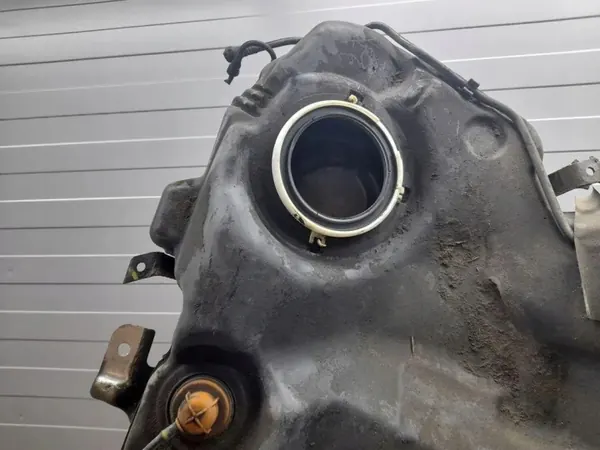 Brandstoftank OEM 4F0201021FB voor Audi A6 S6 C6 4F image 6