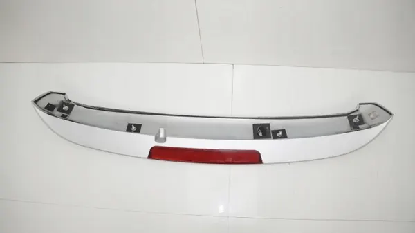 Takaluukun spoileri OEM 360181058 Hyundai Santa Fe II:lle image 5