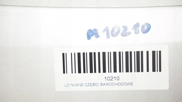 Takaluukun spoileri OEM 360181058 Hyundai Santa Fe II:lle image 7