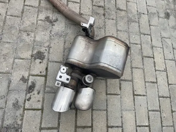 Maserati Ghibli Uitlaatpijp OEM image 3