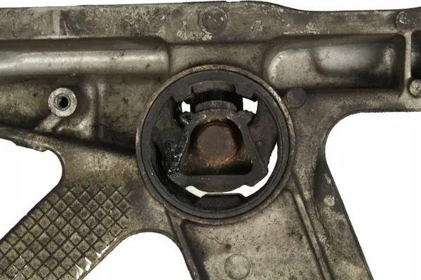 OEM 3Q0199369E Voorophanging drager VW Passat B8 image 4