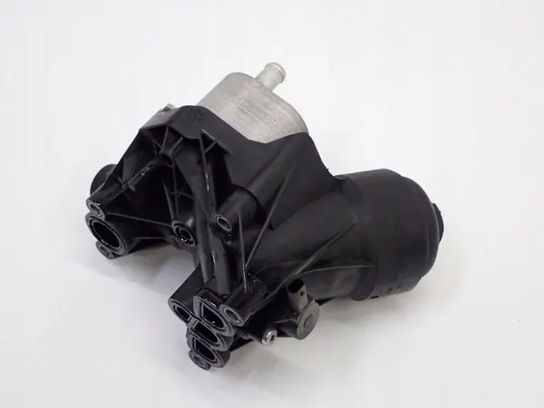 Oliefilterbasis OEM 05L115389AB voor Audi 2.0 TDI image 4