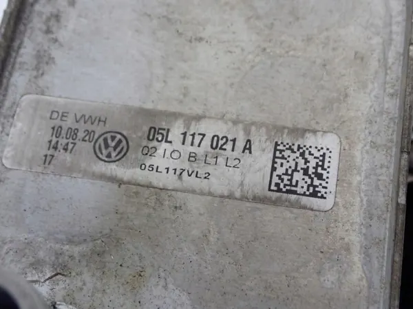 Oliefilterbasis OEM 05L115389AB voor Audi 2.0 TDI image 6