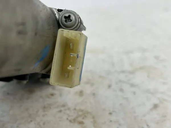 Moteur de siège Maserati Ghibli OEM L0243366AA image 3