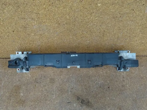 AUDI A3 8V Etupuskuri Palkki Imurilla OEM 8V0807109B image 7