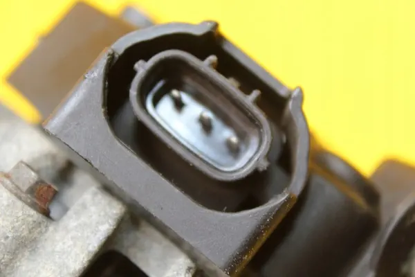 Vaihtovirtageneraattori Hyundai IX30 2016 OE 37300-2B760 image 8