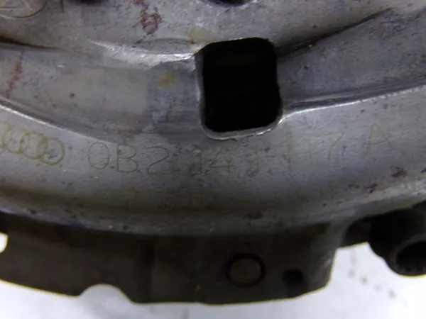 Volante de Dupla Massa Audi A4 B8 2.0 TFSI OEM 0B1105266AB image 3