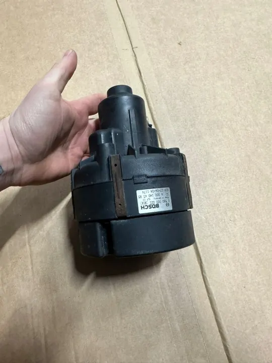 Pompe à air secondaire OEM A0001404385 Mercedes image 4