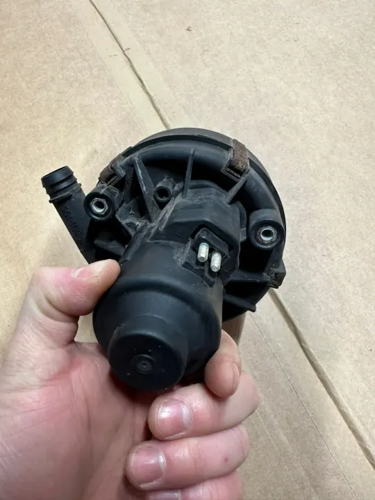 Pompe à air secondaire OEM A0001404385 Mercedes image 7