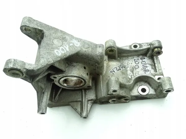 PEU101920 Water Pump Tensioner Bracket for Rover 200 image 2