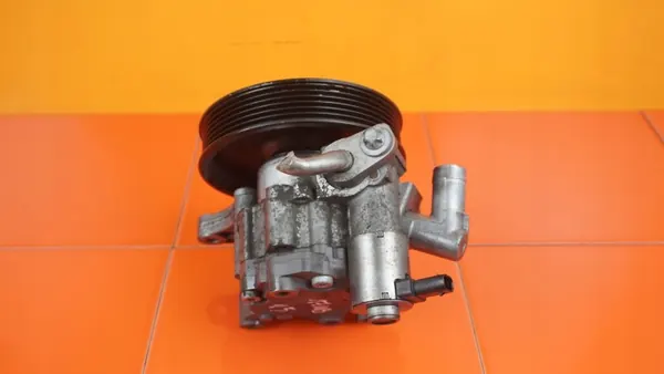 Pompa servosterzo 271820 per Mercedes W204 1.8 CGI image 3