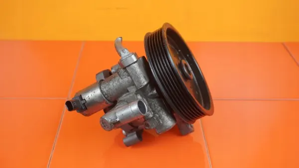 Pompa servosterzo 271820 per Mercedes W204 1.8 CGI image 4