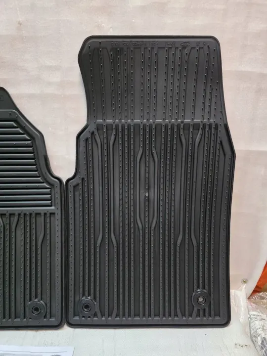 Gummimattor fram OEM 2727746 - Begagnad image 3