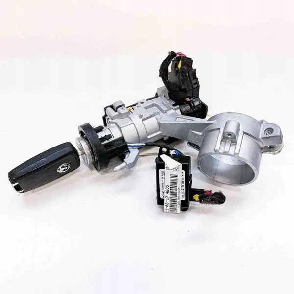Opel Mokka Moottorin Kiinnike OEM 13500233 - Käytetty image 3
