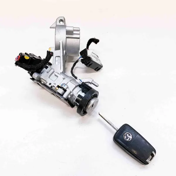 Opel Mokka Moottorin Kiinnike OEM 13500233 - Käytetty image 4