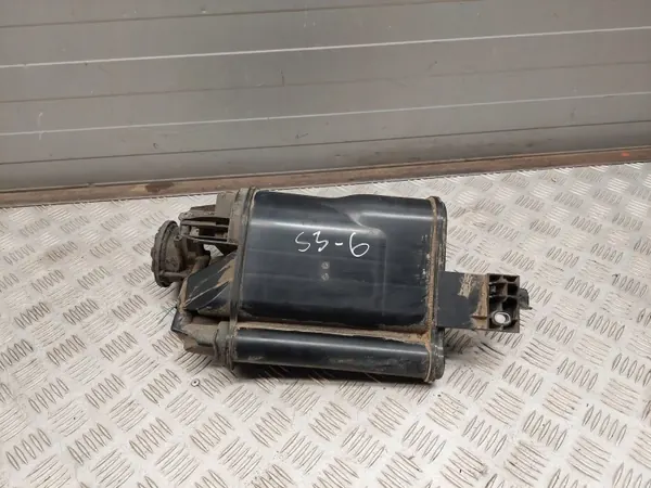 Audi A3 S3 8V OEM 5Q0906253A Käytetty osa image 2