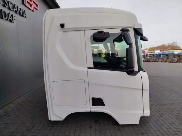 Cabina Scania R NTG Teto Baixo OEM CR20 - Usado image 3