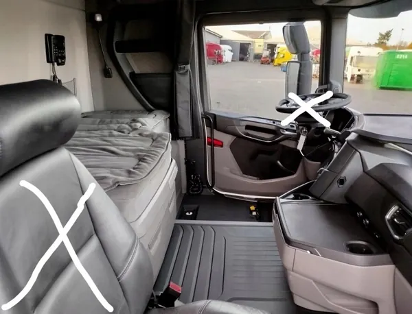 Cabina Scania R NTG Teto Baixo OEM CR20 - Usado image 9