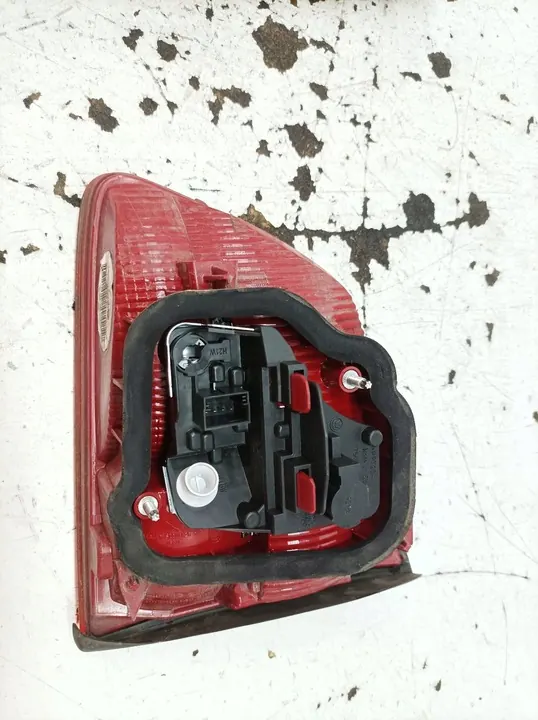 Vänster Bakljus VW Touran II (2010-2015) OEM 1T0945093 image 3