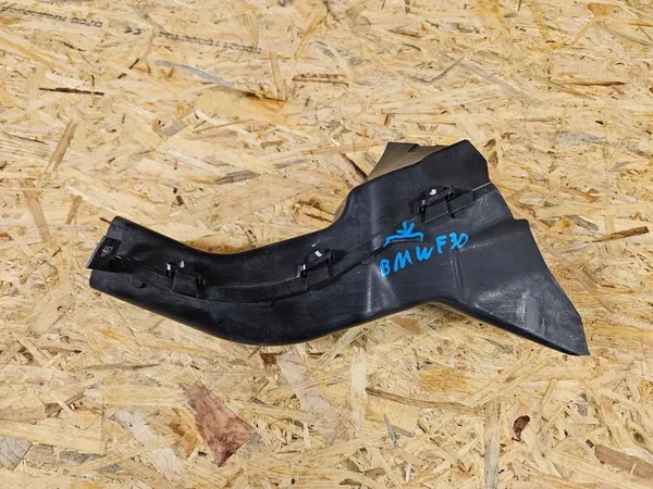 BMW F30 F31 Duto de ar direito OEM 51747255418 image 3