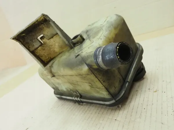 Kühlmittel-Expansionstank BMW E36 E38 E39 3.0d image 8