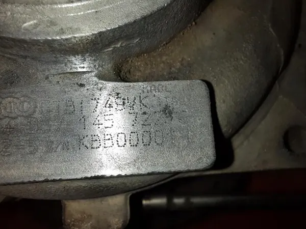 Audi Q7 4.2 TDI Turboaggregat OE 057145722Q image 7