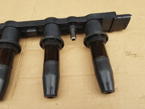 Zündspule Opel 1.6 / 1.8 Z16XEP Z16XER Z18XER - Hella image 6
