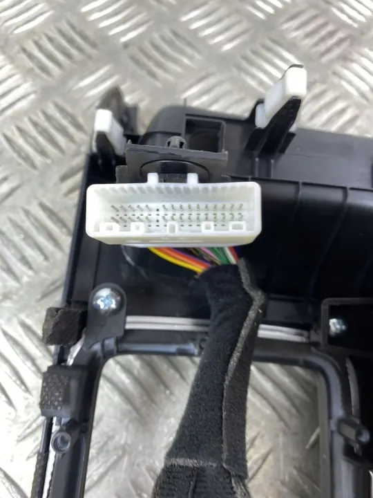 Kia OE FOB26354 tunkkikehys 2016 Sorentolle image 3