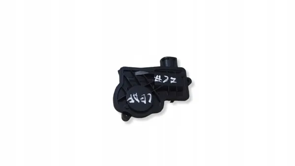 OEM VIJ68810 etukonepeltilukko Nissan Leaf II:lle image 3