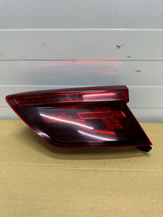 VW TIGUAN II 2 Lámpara Trasera Derecha LED 5NA945308D image 2