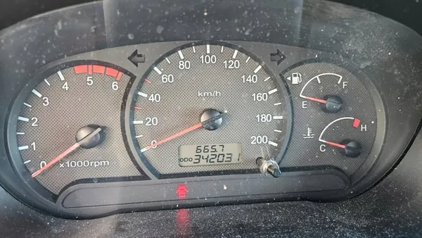 Inyector HYUNDAI ACCENT III 1.5 CRDI 0445110126 image 9