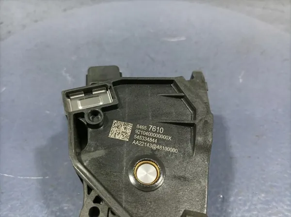 OPEL INSIGNIA B GASPEDAAL 84657610 image 5