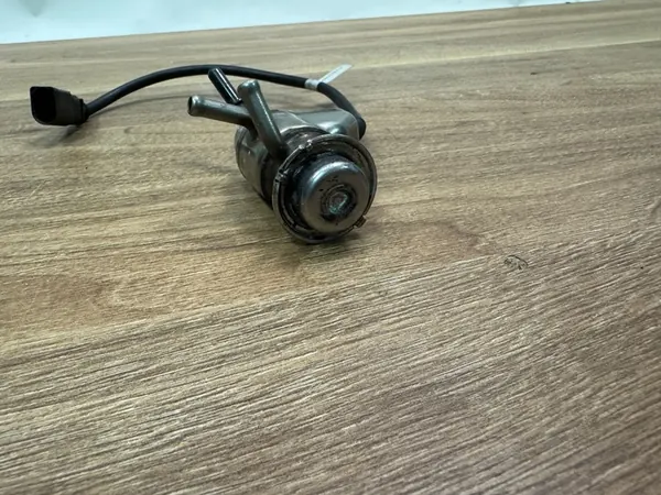 ADBLUE INJECTOR AUDI VW 3.0 TDI 4G0131113C image 3