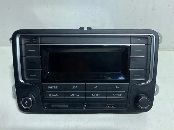 Radio usado OEM 7F0035153 para VW Transporter T6 image 2