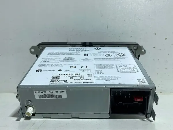 Radio usado OEM 7F0035153 para VW Transporter T6 image 3