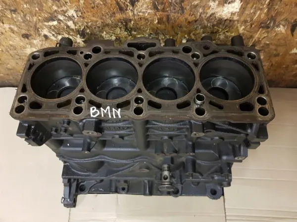Bloque motor inferior OEM mercedes413 2.0TDI 170CV image 2