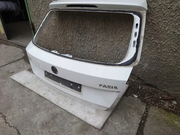 SKODA FABIA III Takaluukku 6V6827025H image 3