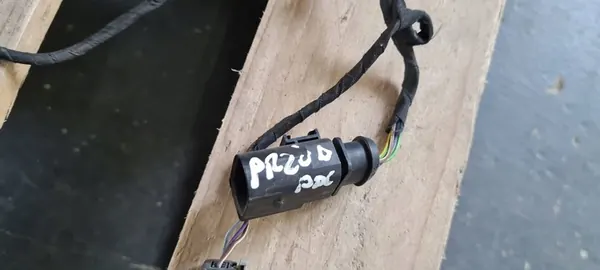 S4 B9 A4 PDC Asennusjohto Etu 8W0971095B image 7