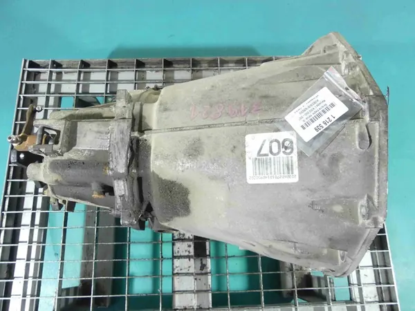 Manuaalivaihteisto Mercedes W203 2.0 B 129HV OEM 716633 image 6