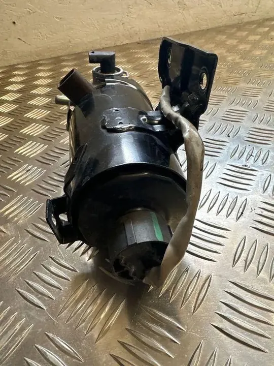 Polttoainesuodattimen kotelo KIA SPORTAGE 2.0L Diesel 2017 OEM image 3