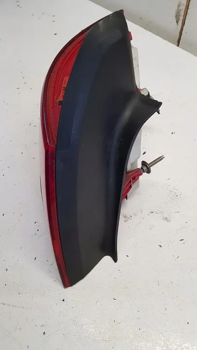 Luz trasera izquierda Audi A6 C6 Sedan LED image 2