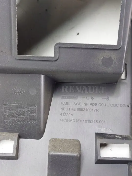 Cache console gauche OEM 689210017R pour Renault Scenic III image 3
