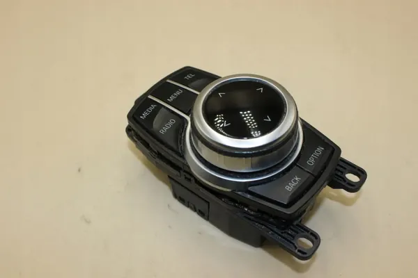 Contrôleur iDrive BMW OEM 6829087 pour F45 F46 F48 image 2