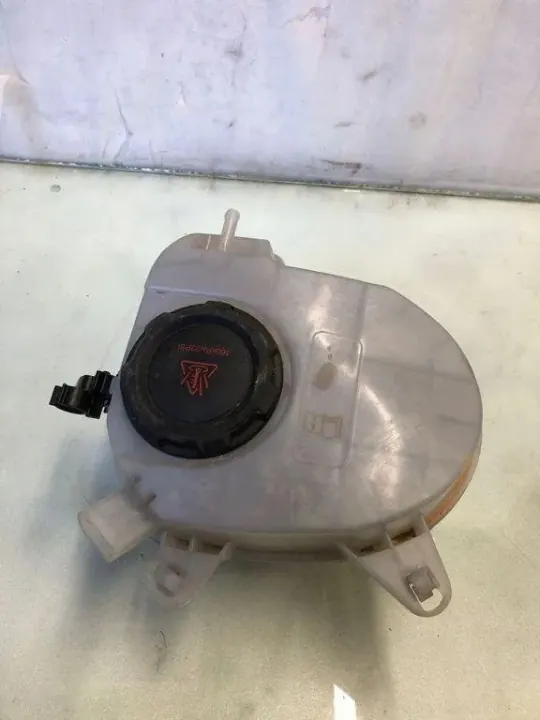 Expansionstank OEM 5WA121407 för Skoda Karoq 2.0L image 2