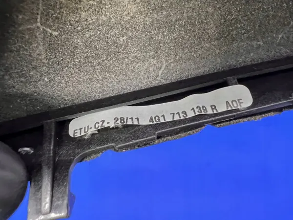 Gebrauchter Audi OE Schaltknauf OEM 4G1713139R image 5