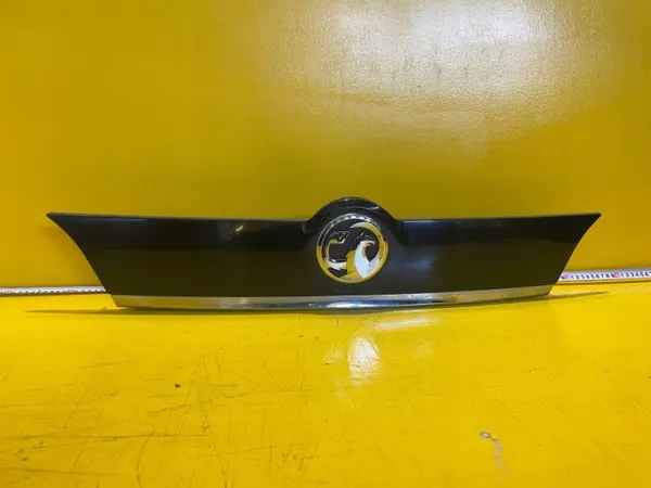 Opel Meriva B tavaratilan kansi OEM 13268754 image 2