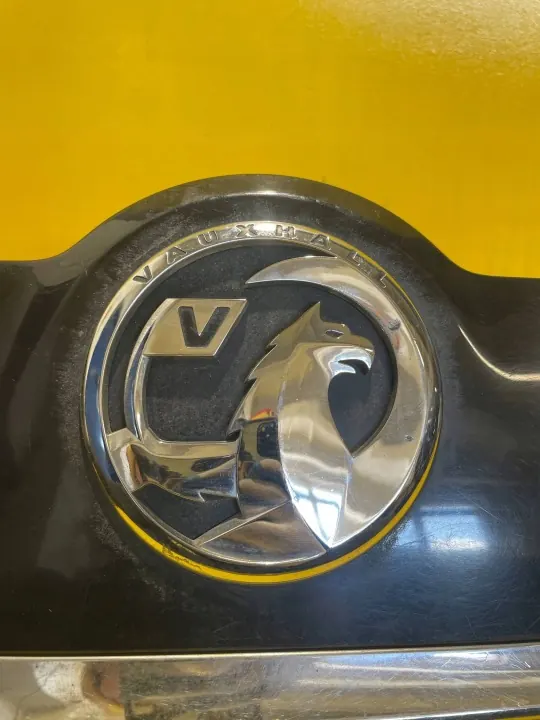 Opel Meriva B tavaratilan kansi OEM 13268754 image 4
