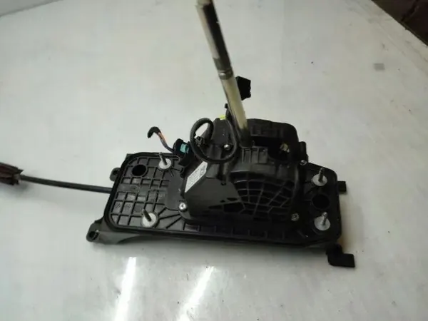 VW Versnellingsmechanisme OEM 5Q2713025 - Gebruikt image 6