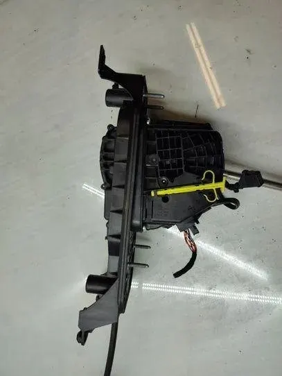 VW Versnellingsmechanisme OEM 5Q2713025 - Gebruikt image 8