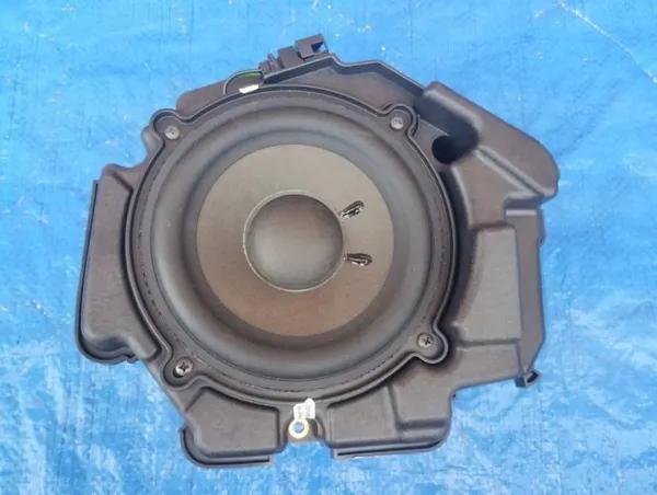 Altavoz de puerta Audi OE 4H0035302 - Usado image 2